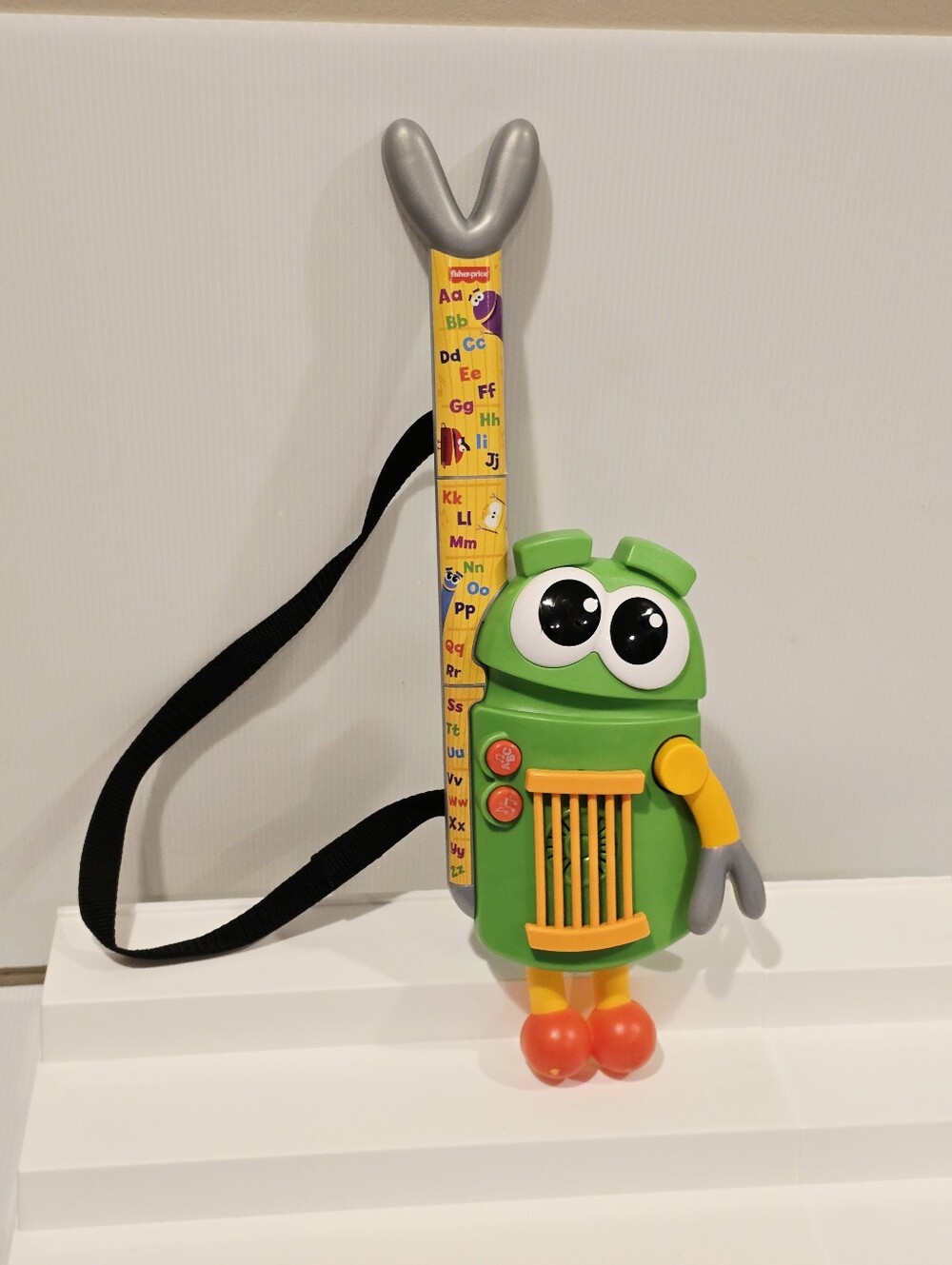 Netflix Fisher Price Storybots A to Z Rock Star Guitar Musical Learning Toy